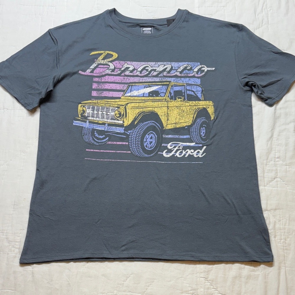 NWT Ford Bronco Classic Yellow Truck Graphic T-Shirt Charcoal Gray Retro 90s Y2K